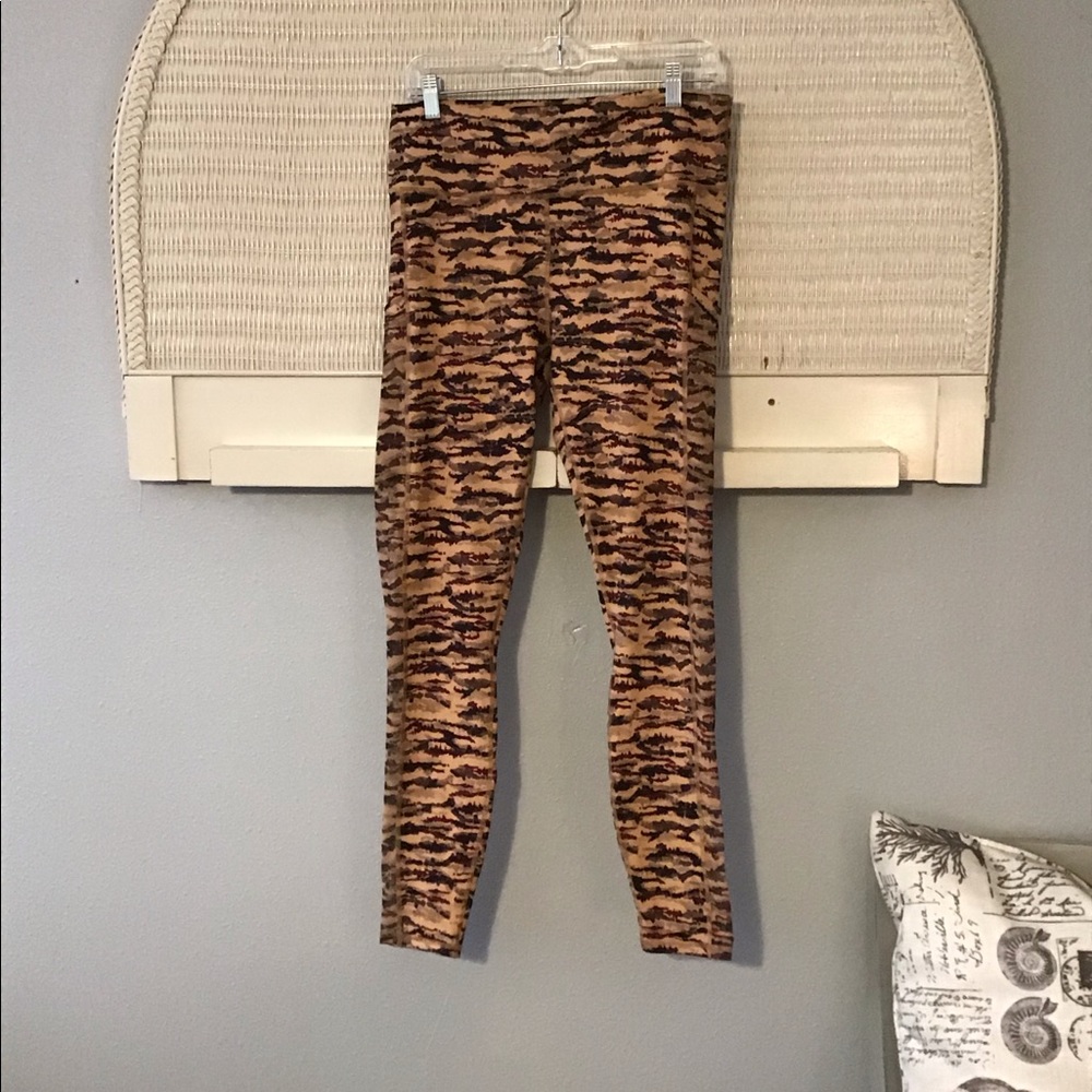 Fabletics Mila High Waisted Leggings - Picture 4 of 9
